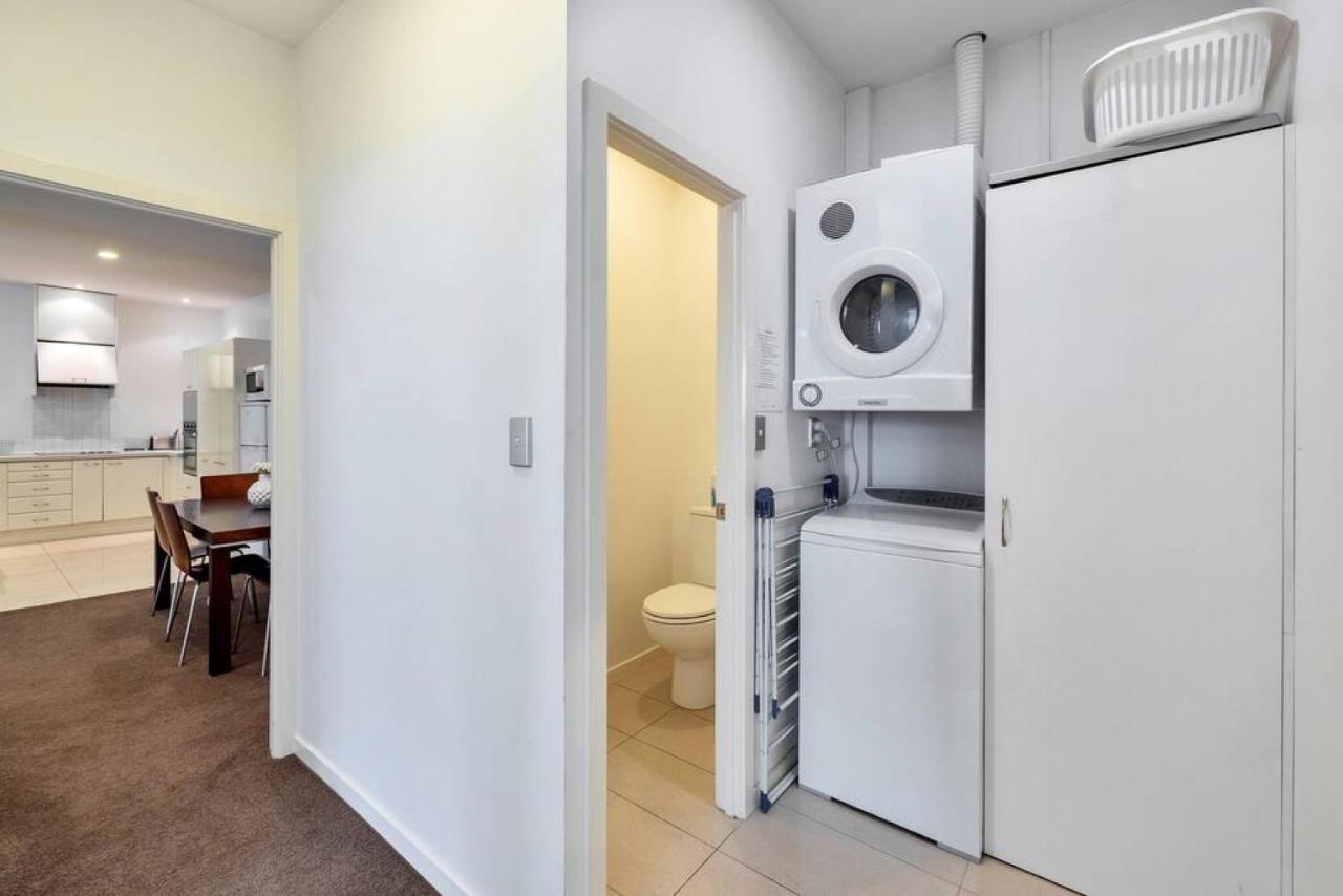 Spacious 2br Near Westfield Newmarket Apartment Auckland